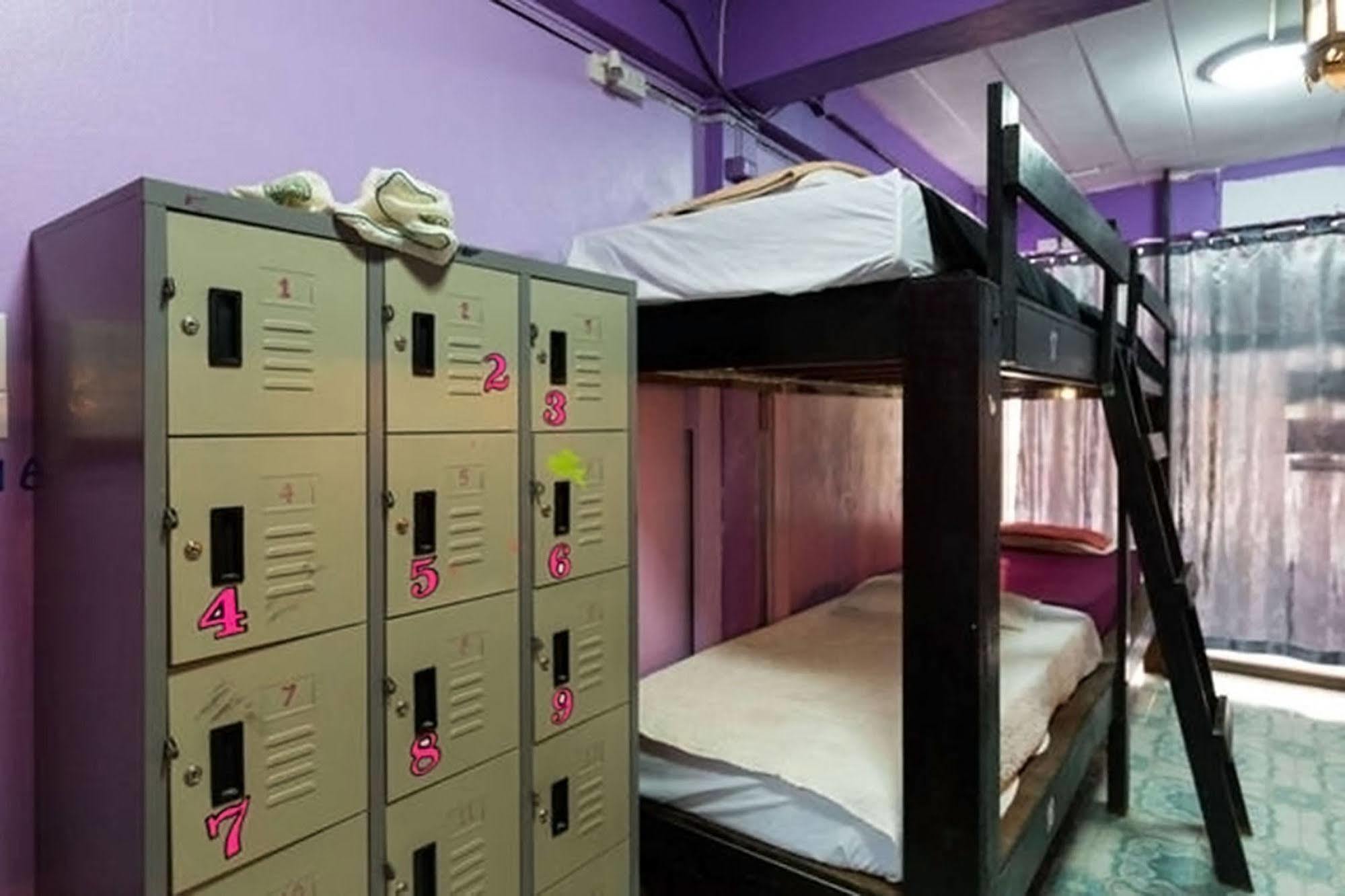 Wild & Wandering Backpacker Hostel & Bar Haad Rin Luaran gambar